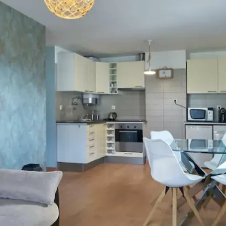 Blue Riverview - 10 Min From Airport